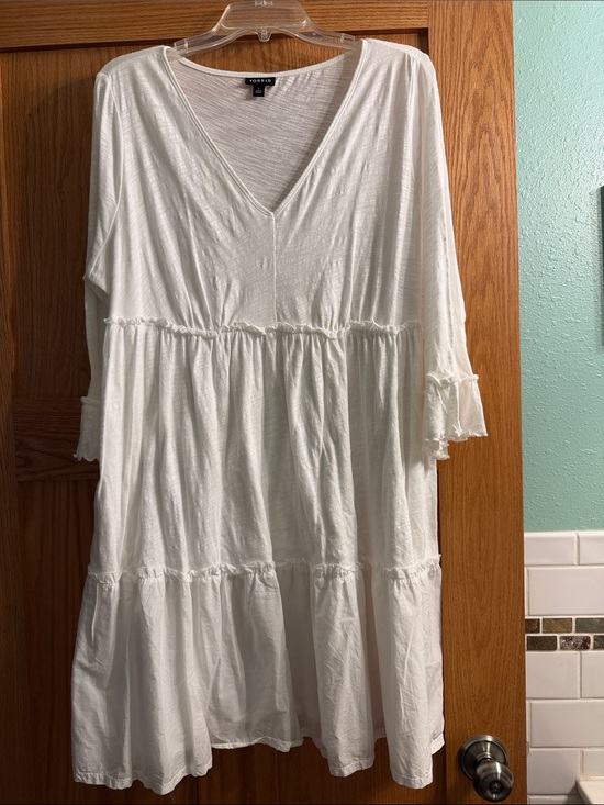 torrid Dresses & Skirts - torrid White V-Neck Tiered Tunic